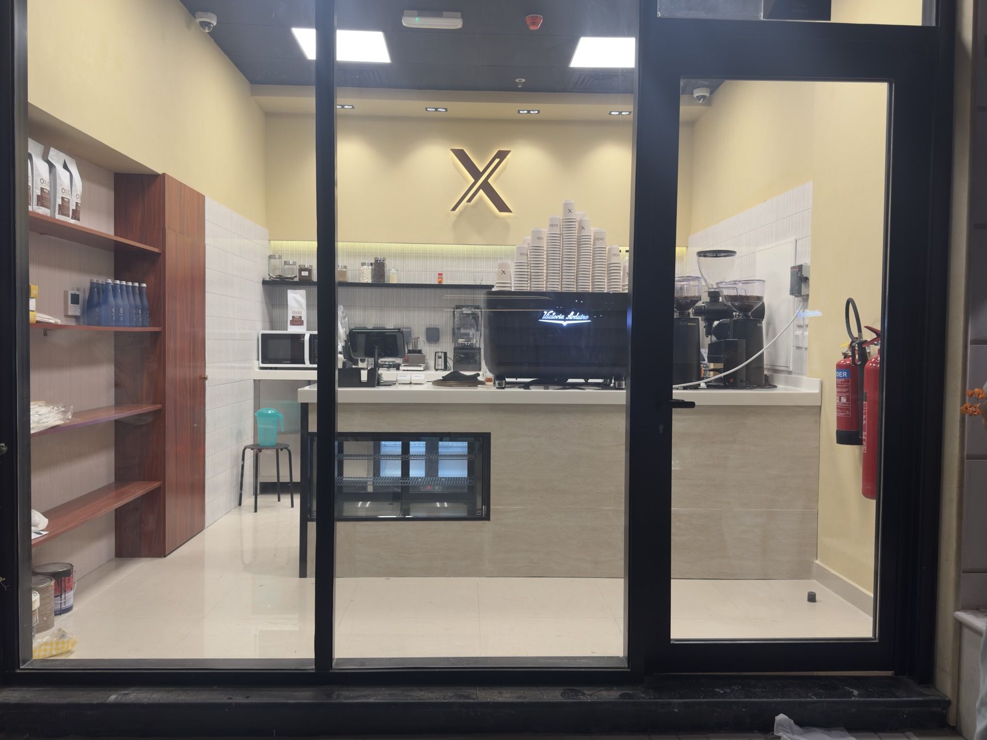 Inside the Oxlo coffee shop